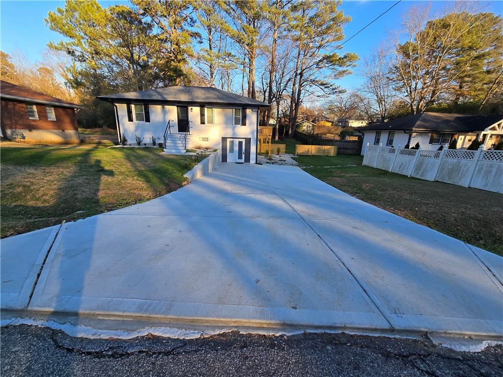 369 Virginia Place Se, Marietta