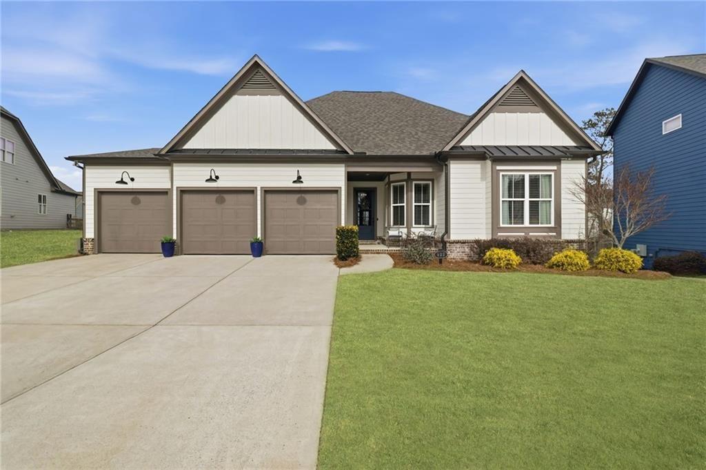 522 Edgewater Drive, Canton