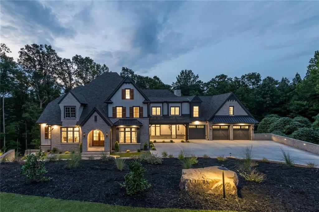 402 Timberview Court, Alpharetta