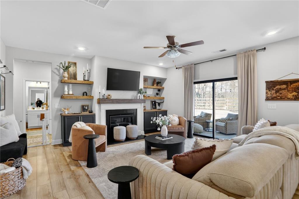 454 Carmichael Circle, Canton