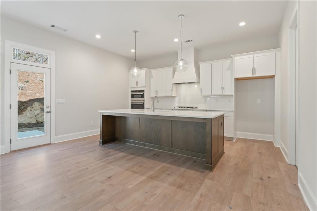 18 White Spruce Trail, Dallas