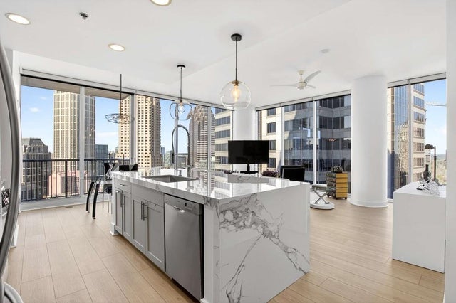 Unit 2202 - 1080 Peachtree Street Ne, Atlanta