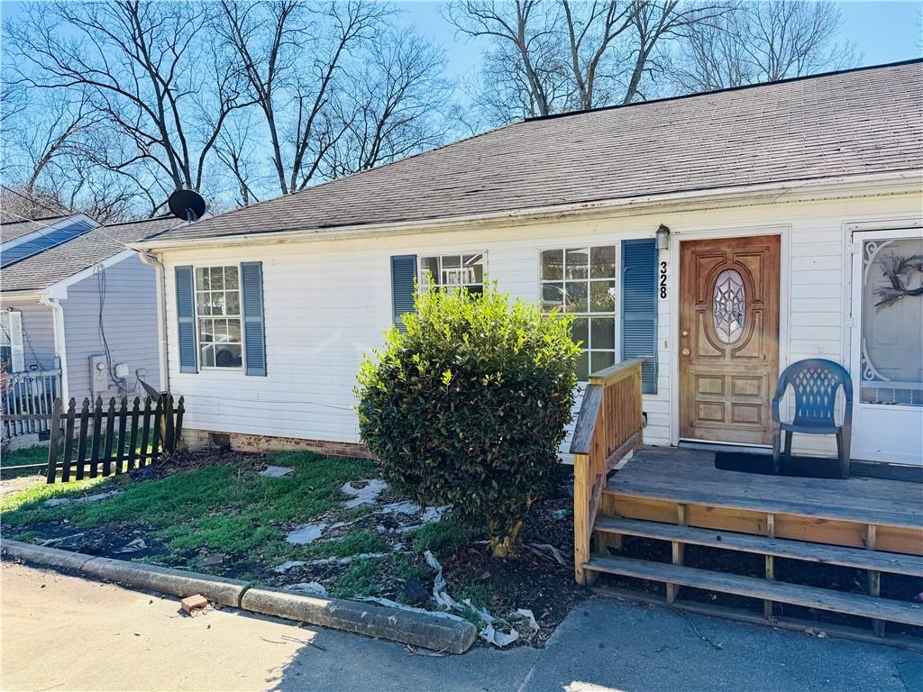 328 Roosevelt Circle Ne, Marietta