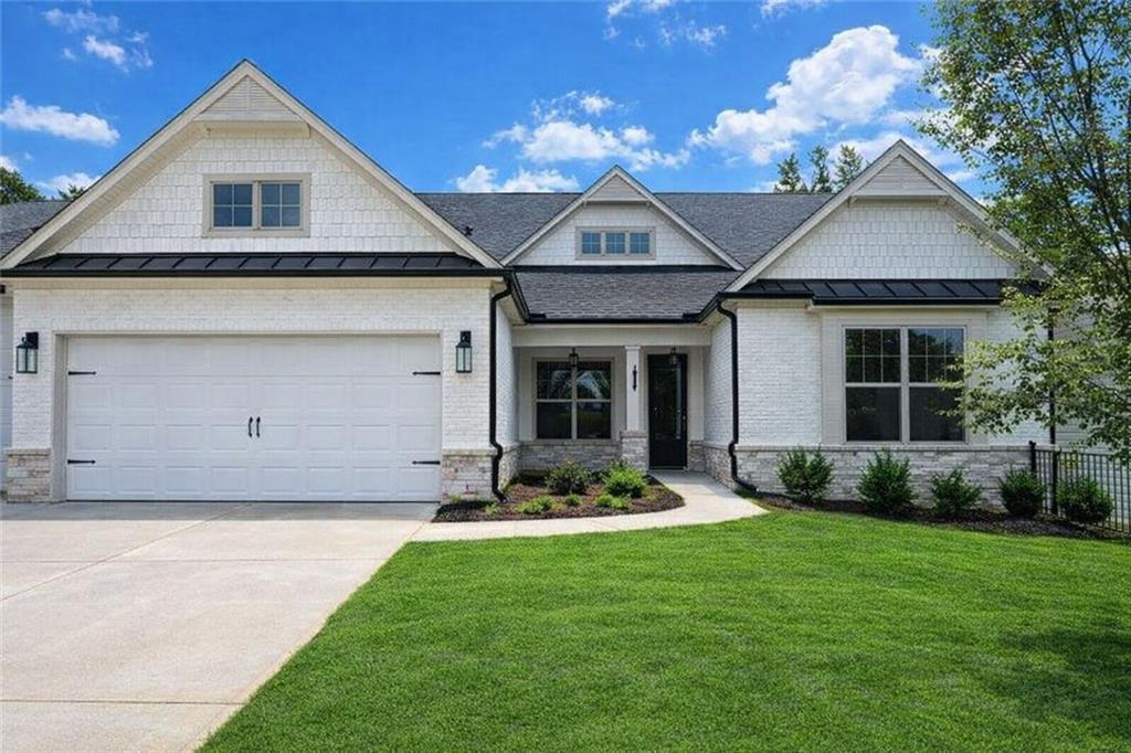 734 Brooke View Drive, Canton