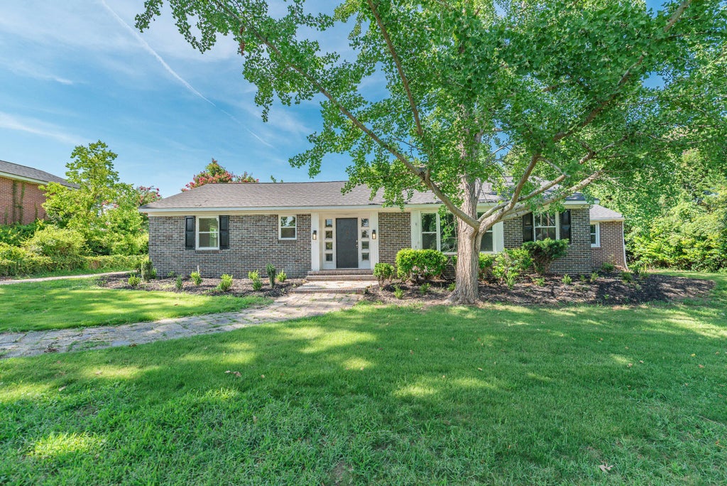 2203 Crestwood Drive, Augusta