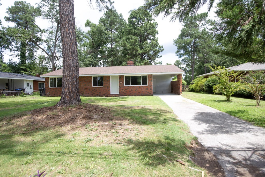 2717 Pine Valley Road, Augusta
