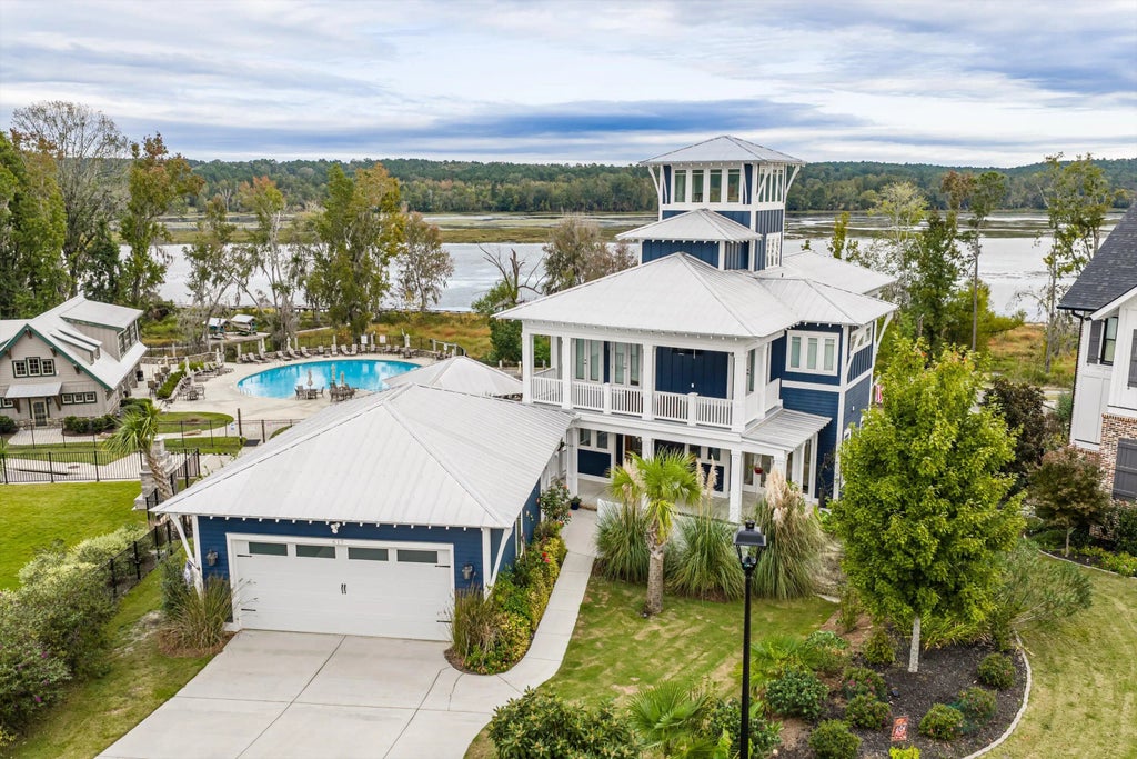 617 Whimbrel Court, Evans