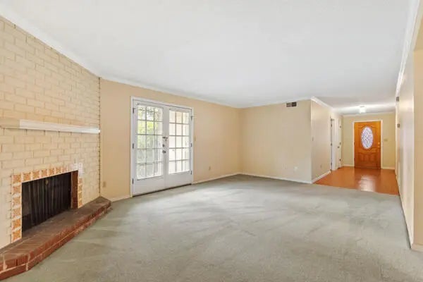 1010 Hickman Road, Augusta