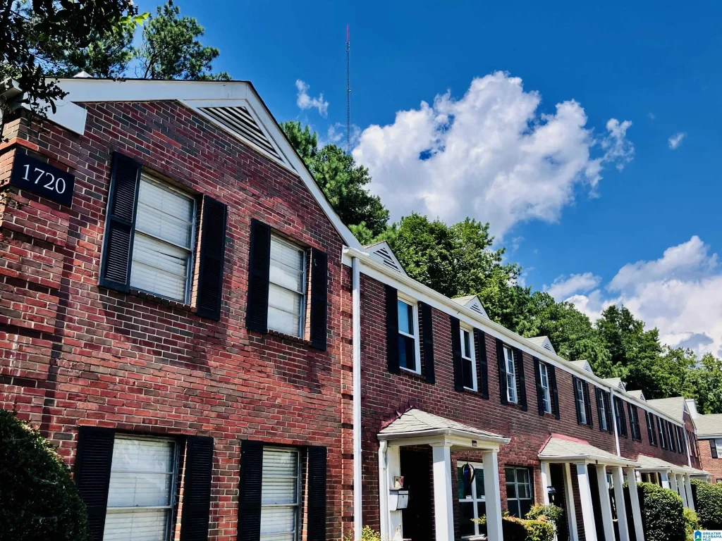 1720 Valley Avenue C, HOMEWOOD