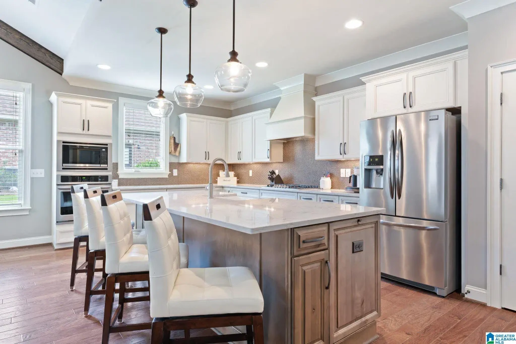 4868 Heritage Hills Way, VESTAVIA HILLS