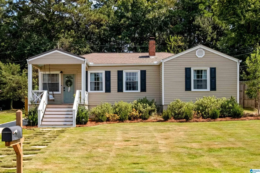 813 Grove Street, HOMEWOOD