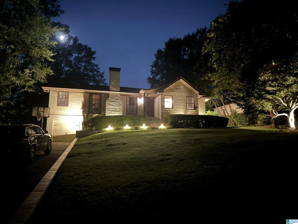 703 Fairfax Drive, HOMEWOOD