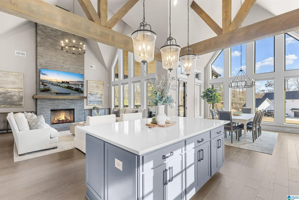 937 Livvy Lane, HOOVER