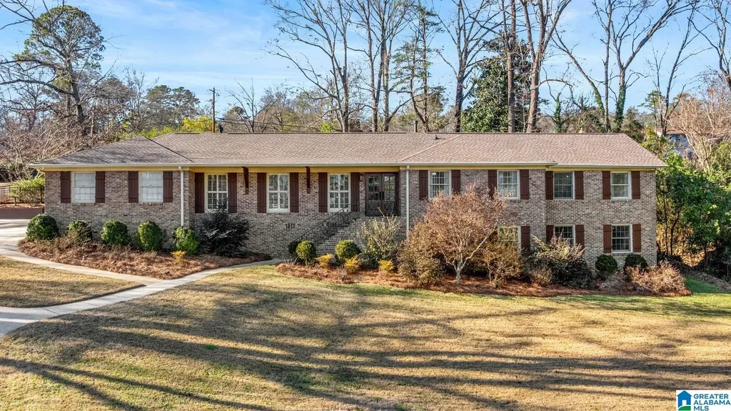 3768 Locksley Drive, MOUNTAIN BROOK