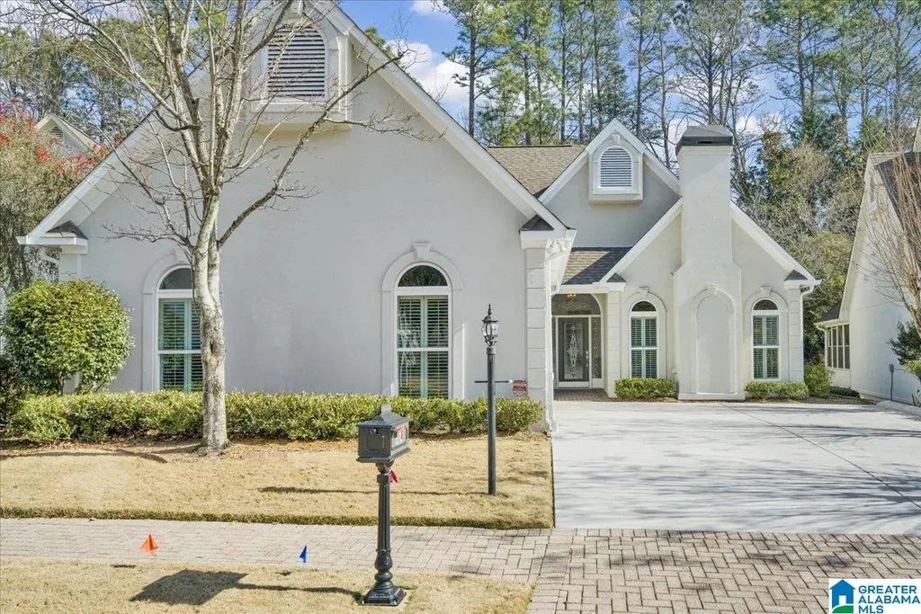 3013 Summerwood Lane, HOOVER