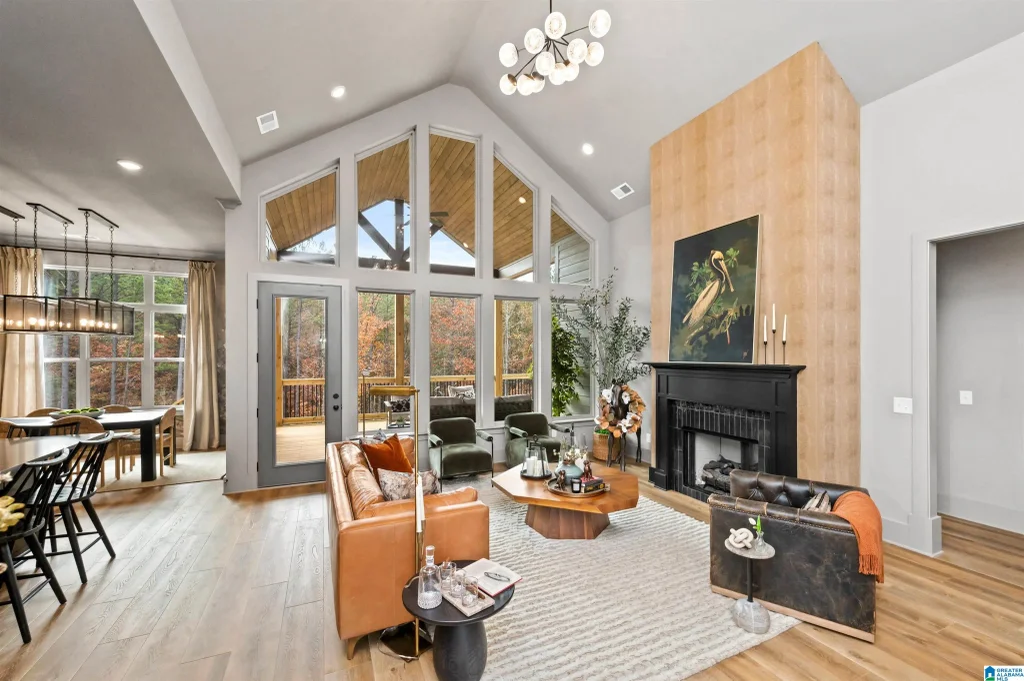 1932 Heartpine Drive, HOOVER