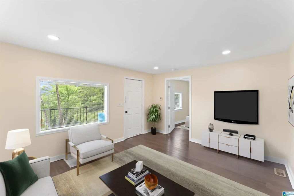 1618 26th Avenue, HOMEWOOD