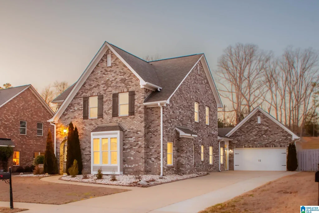 133 Keeneland Green, PELHAM