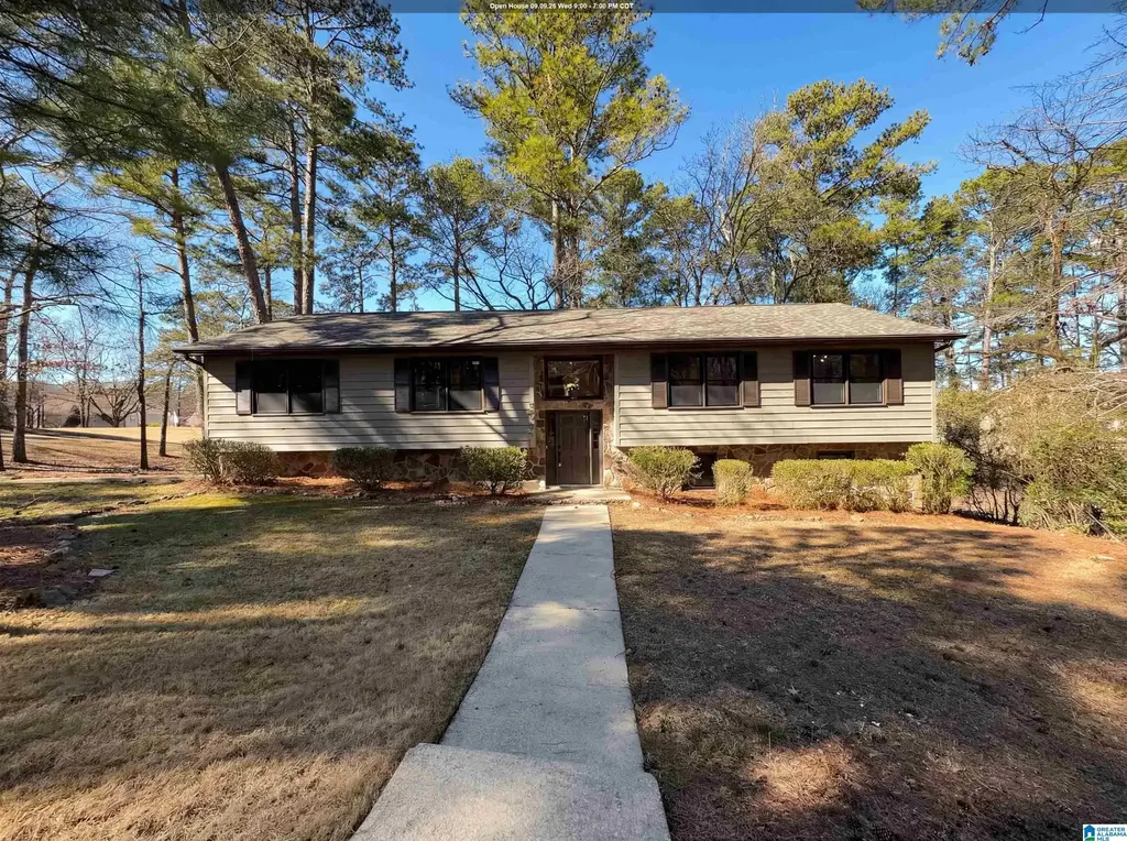 5048 Kerry Downs Road, HOOVER