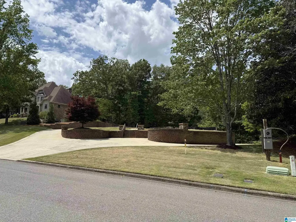 1053 Greymoor Road, HOOVER