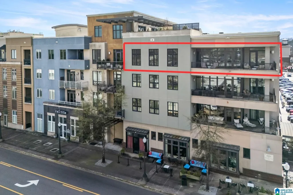 1831 28th Avenue S 420, HOMEWOOD