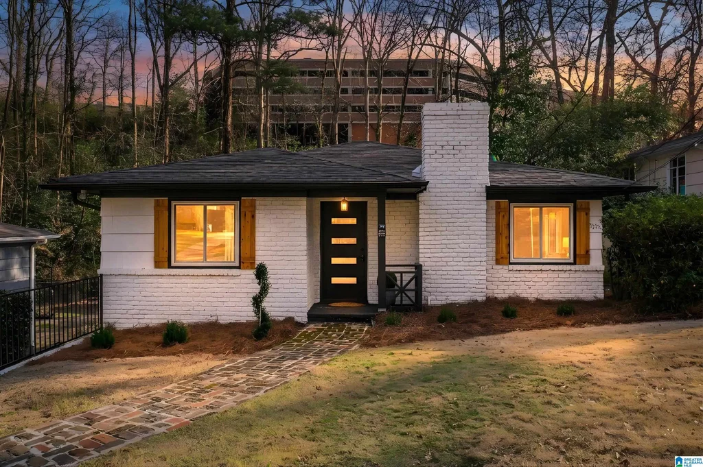 1725 Windsor Boulevard, BIRMINGHAM