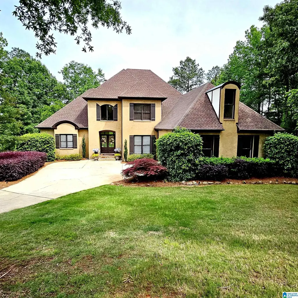 2166 Lakeview Trace, TRUSSVILLE