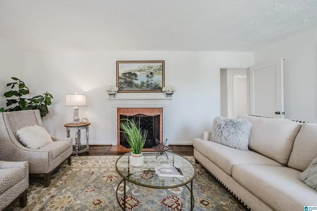 46 Edgehill Road, HOMEWOOD