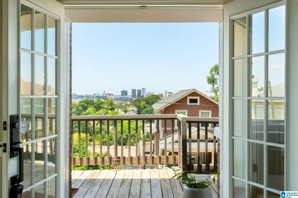 1705 16th Avenue S, BIRMINGHAM