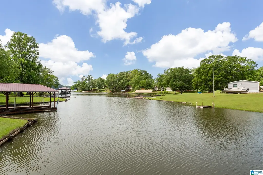 200 W Lake Hill Drive, TALLADEGA