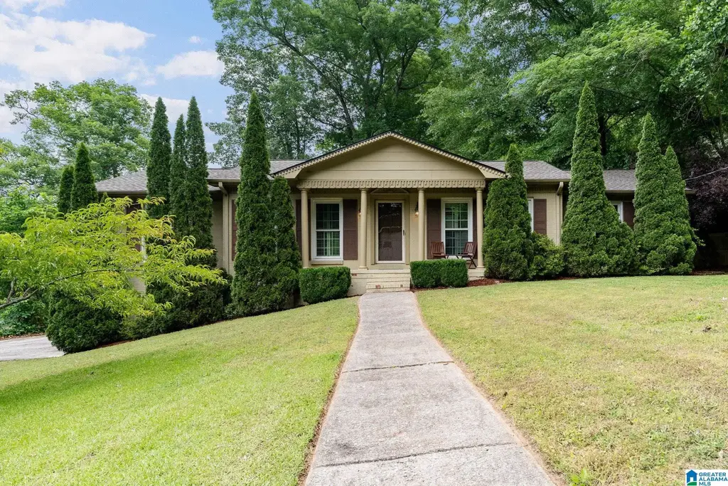 965 Mountain Oaks Drive, HOOVER