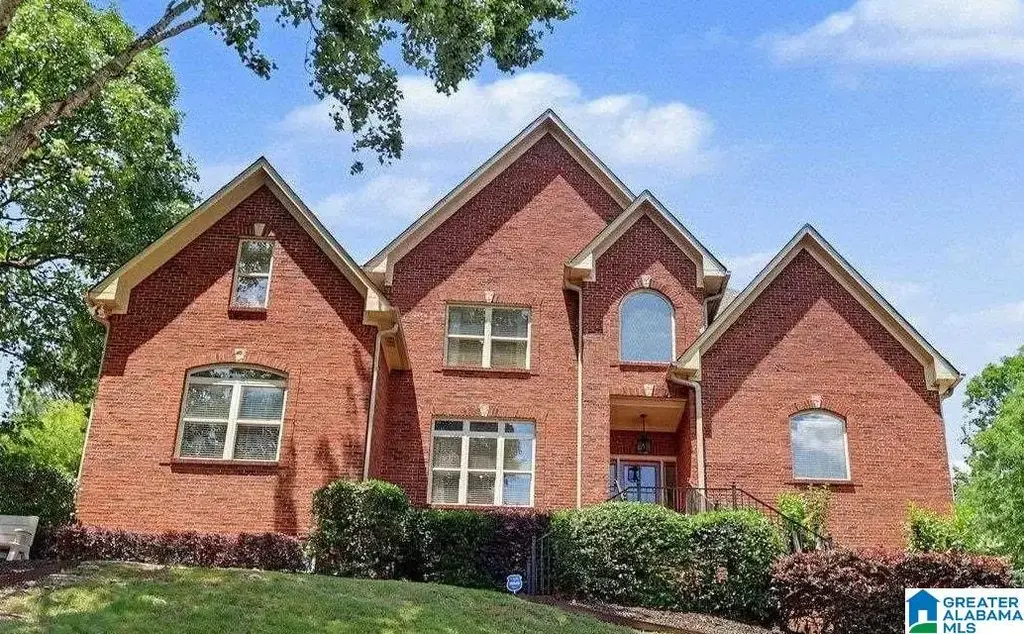 1337 Scout Trace, HOOVER