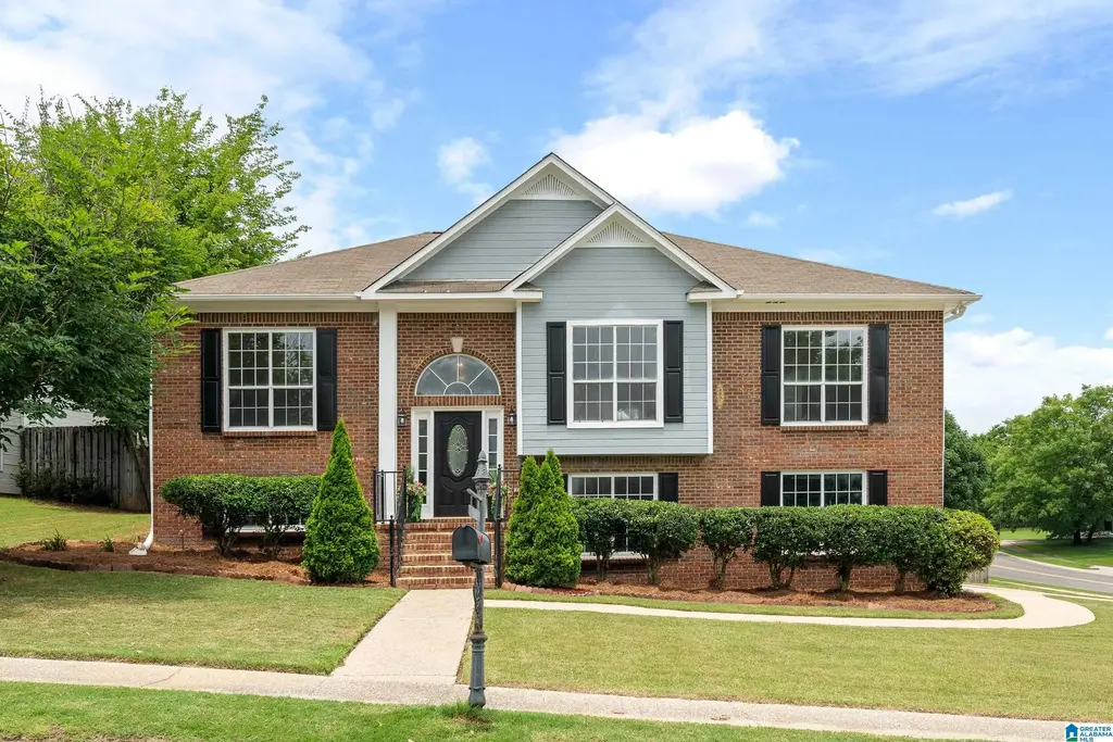 2461 Mountain Drive, HOOVER