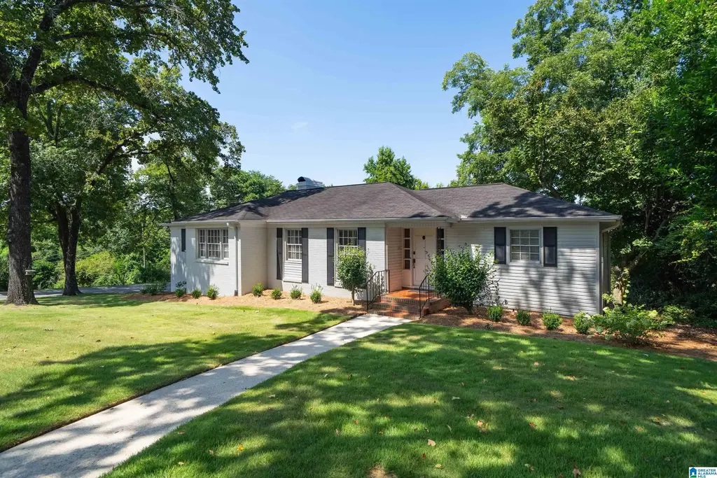 1128 Forest View Lane, VESTAVIA HILLS