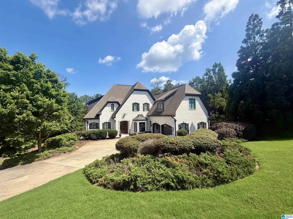 2420 Glasscott Point, HOOVER