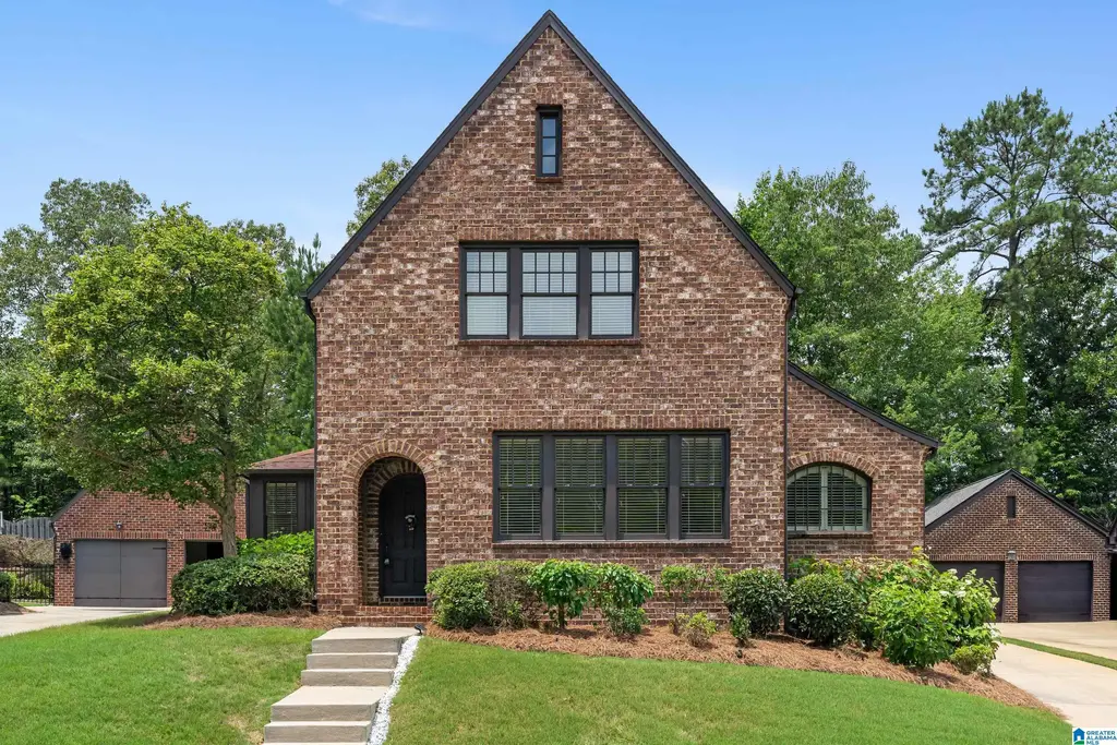 3969 James Hill Place, HOOVER