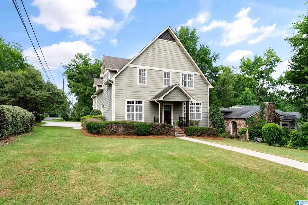 1001 Chestnut Street, VESTAVIA HILLS