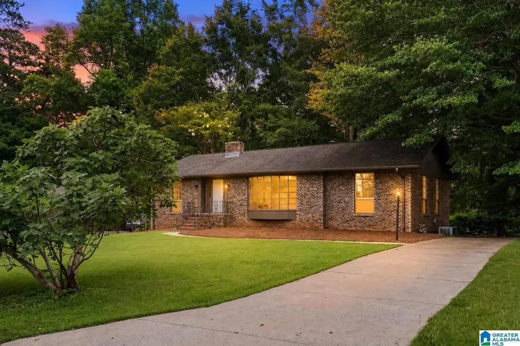 3720 Spearman Drive, HOOVER