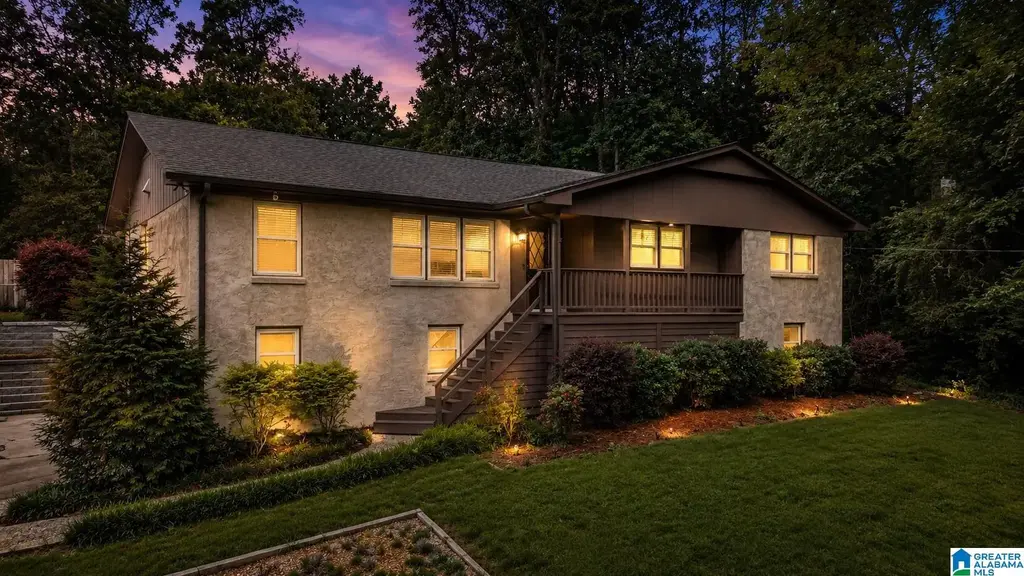 3536 Valley Circle, VESTAVIA HILLS