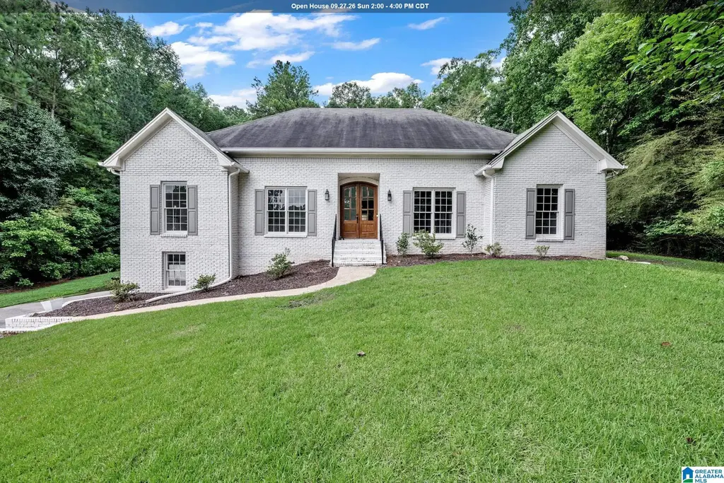 1147 Riverchase Parkway W, HOOVER