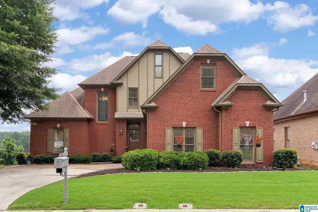 5860 Waterstone Point, HOOVER