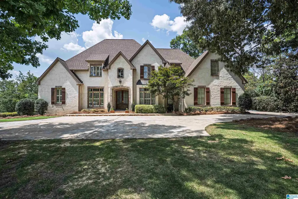 2000 Lake Heather Drive, HOOVER