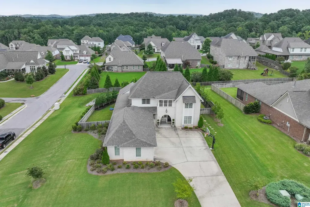 875 Vestlake Ridge Drive, VESTAVIA HILLS