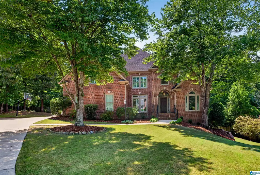 721 Park Ridge Circle, VESTAVIA HILLS