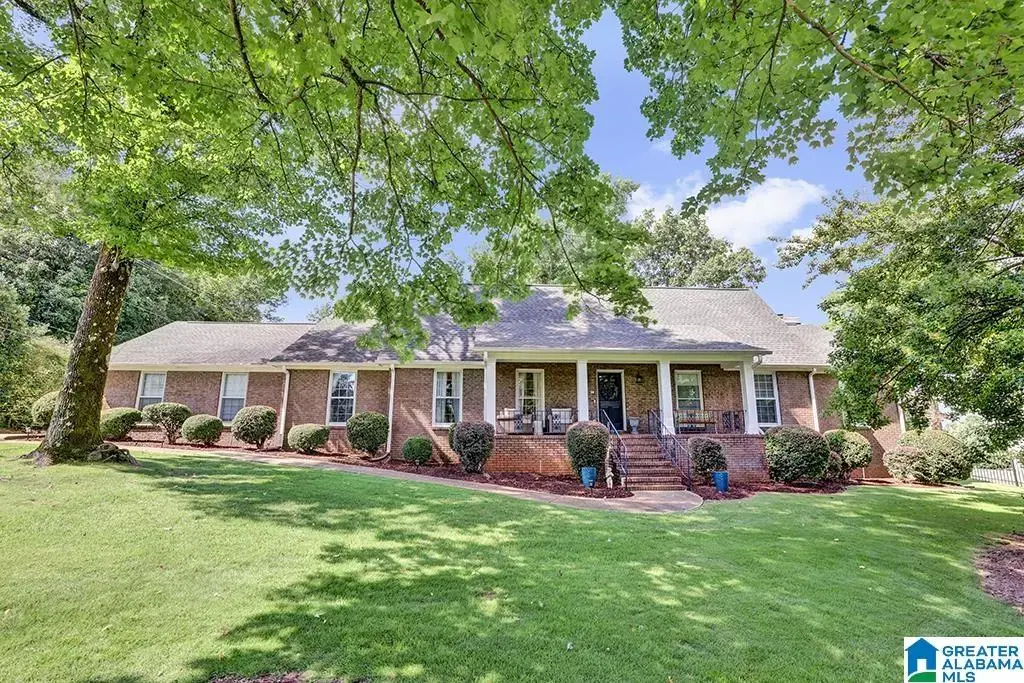 1612 Shades Crest Road, HOOVER