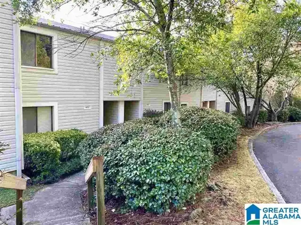 405 Running Brook Road 405, HOOVER