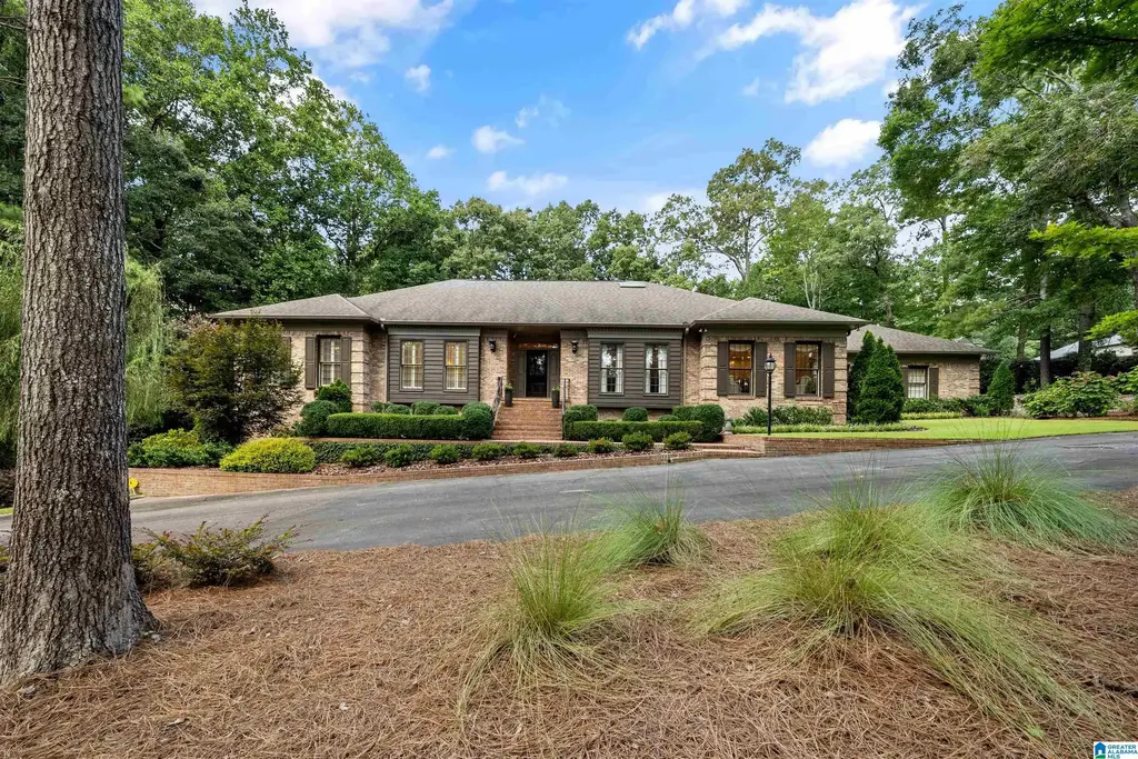 3416 Oak Canyon Drive, MOUNTAIN BROOK