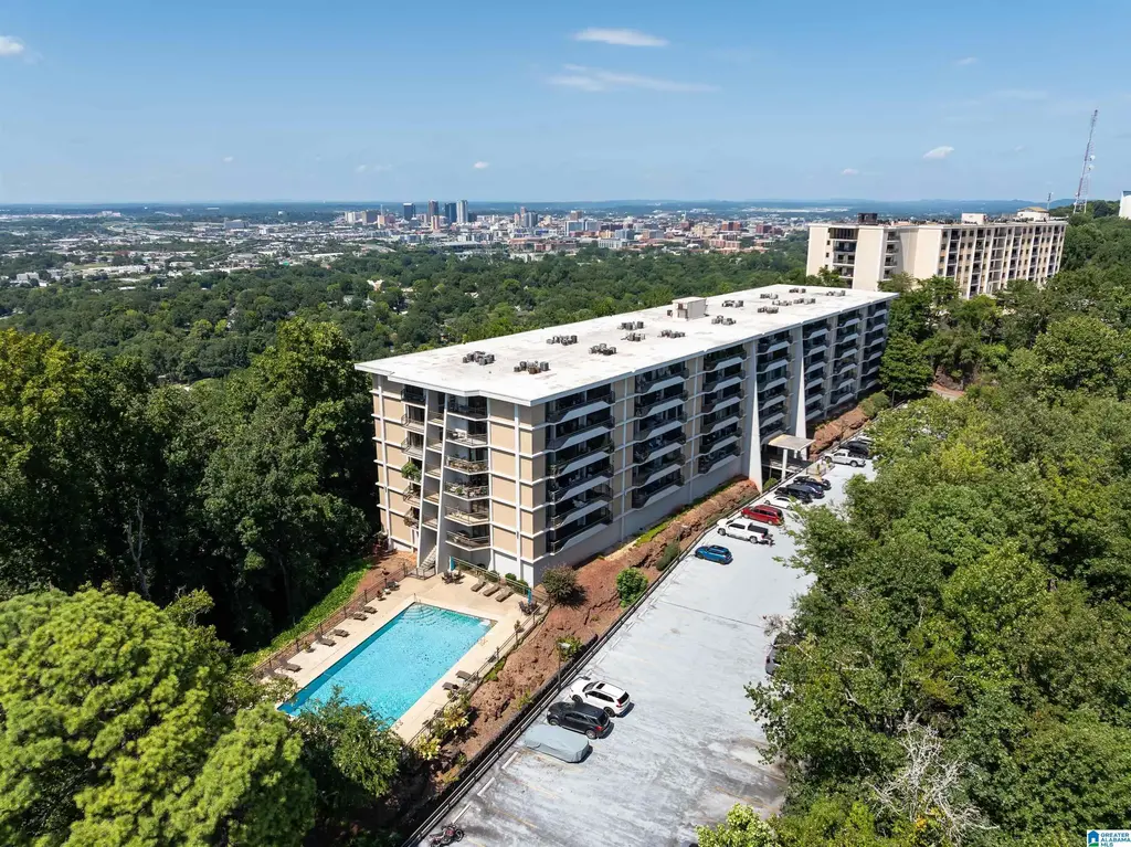 1120 Beacon Parkway E 602, BIRMINGHAM