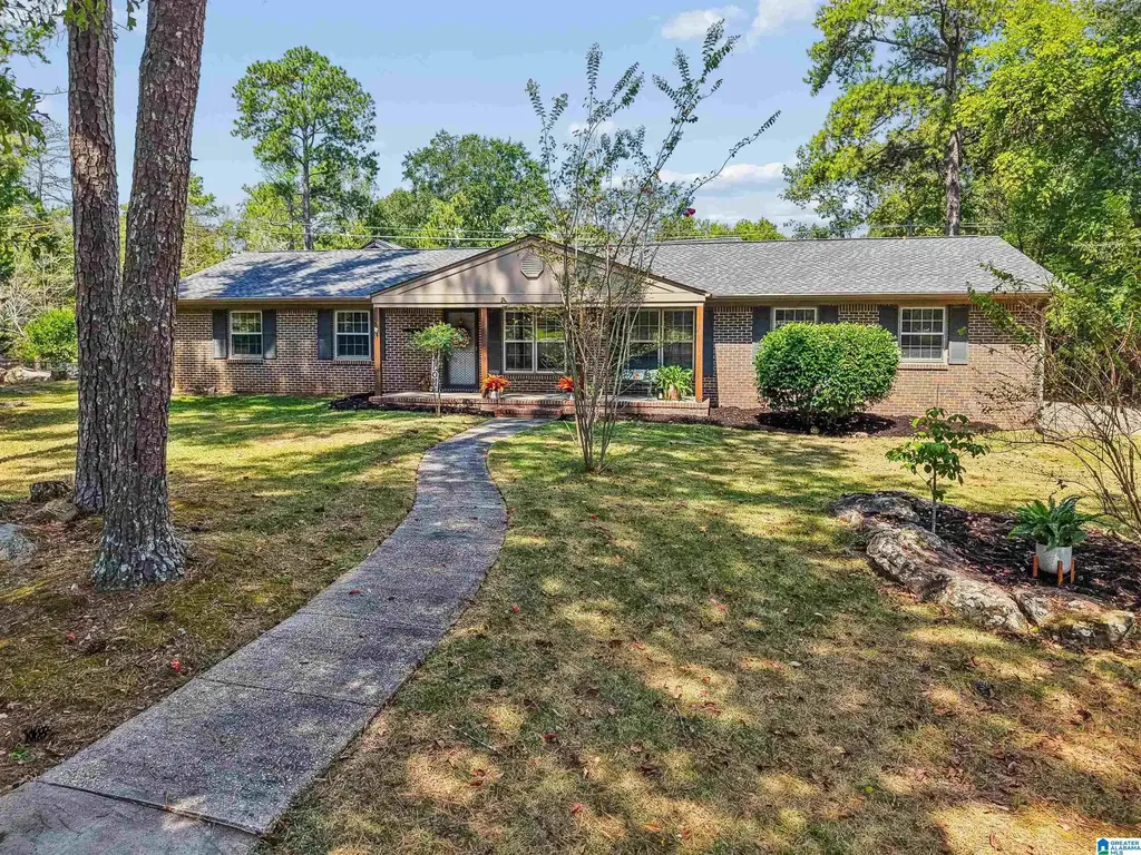 304 N Burbank Drive, HOOVER