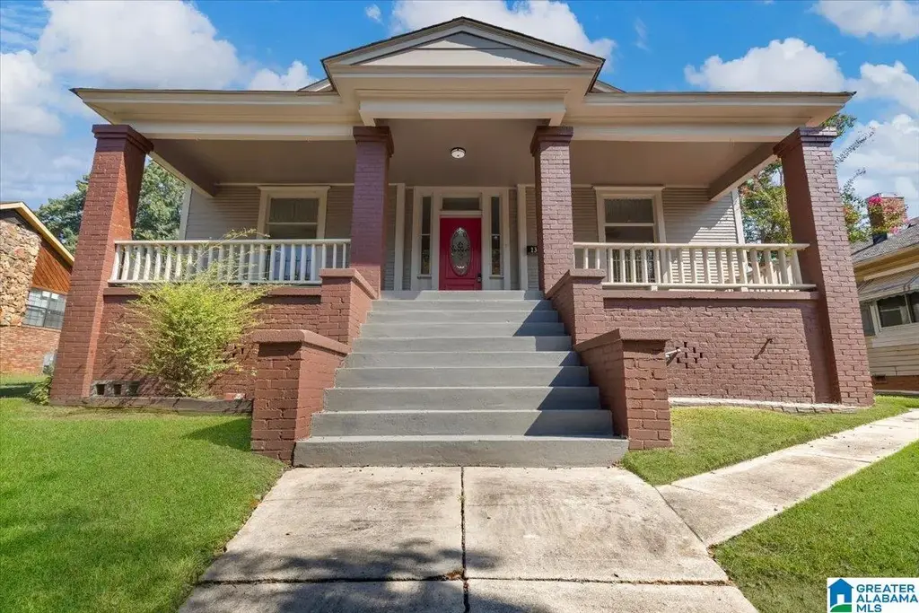 1324 4th Terrace W, BIRMINGHAM